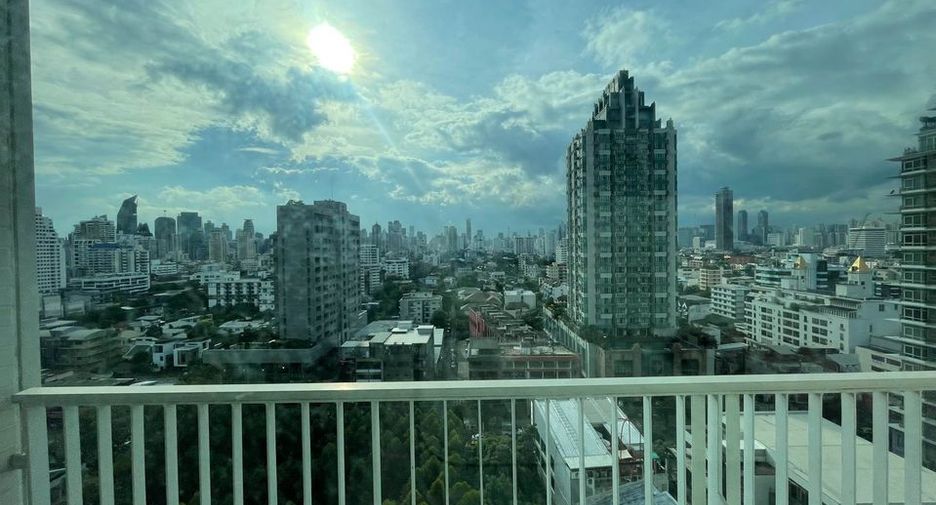 Wohnung zur Miete mit 2 Zimmer in Watthana, Bangkok