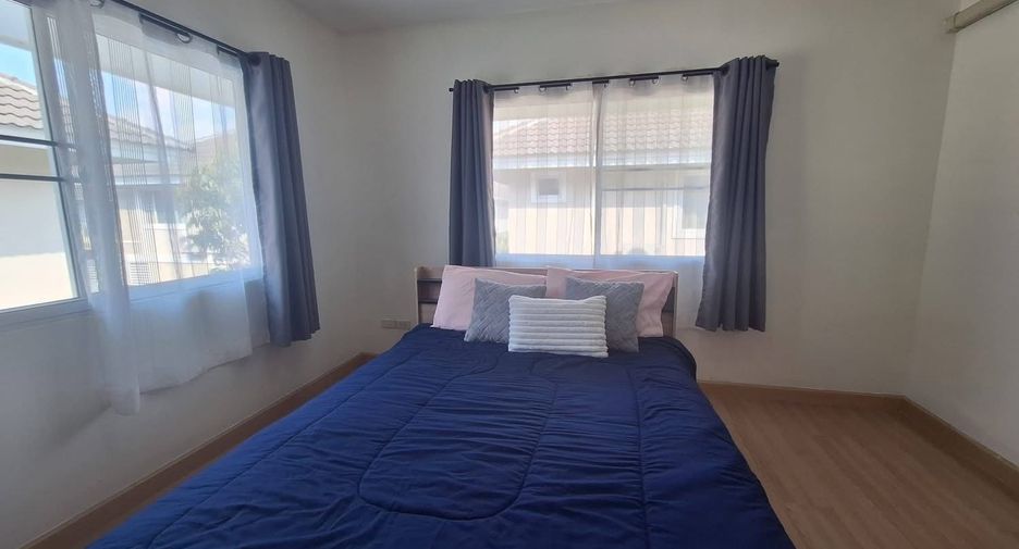 For rent 3 bedrooms house in Saraphi, Chiang Mai