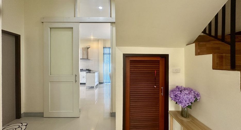 À louer 3 chambres maison à Hang Dong, Chiang Mai