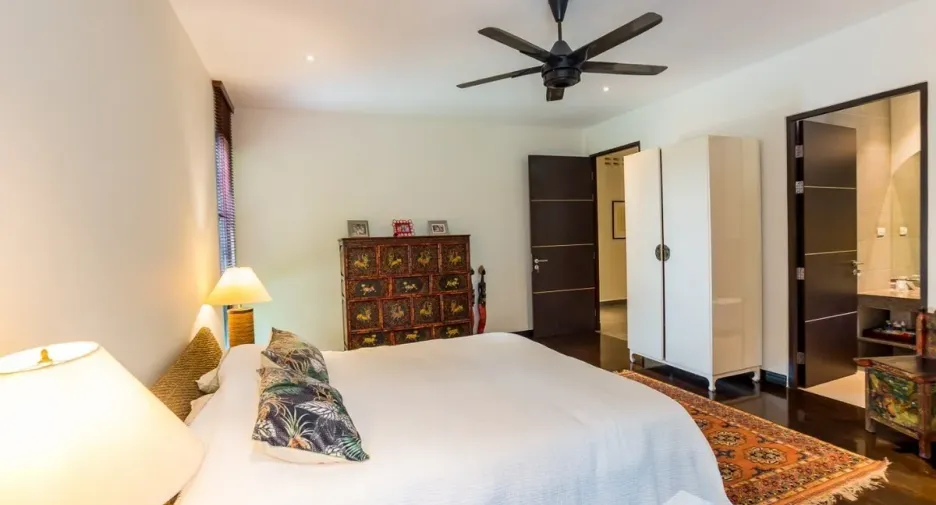 For sale 5 bedrooms house in Pran Buri, Prachuap Khiri Khan
