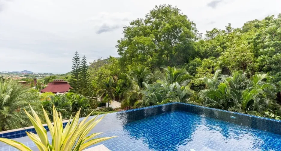 For sale 5 bedrooms house in Pran Buri, Prachuap Khiri Khan