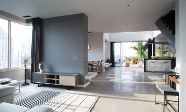 Wohnung zur Miete und zum Kauf mit 3 Zimmer in Pathum Wan, Bangkok