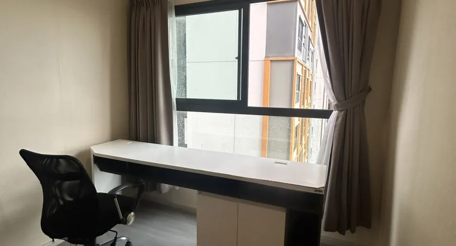 For rent 1 bed condo in Bang Phlat, Bangkok