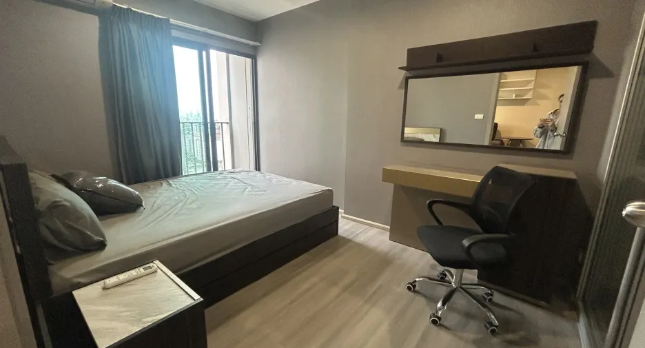 For rent 1 bed condo in Bang Phlat, Bangkok