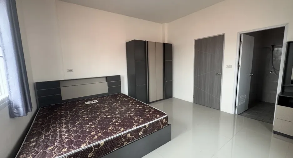 Haus zur Miete mit 3 Zimmer in Mueang Chiang Rai, Chiang Rai