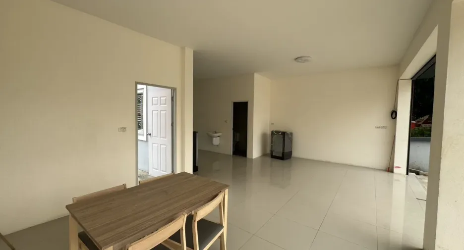 Haus zur Miete mit 3 Zimmer in Mueang Chiang Rai, Chiang Rai