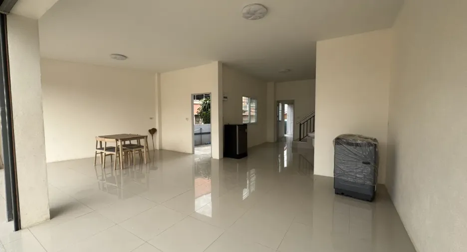 Haus zur Miete mit 3 Zimmer in Mueang Chiang Rai, Chiang Rai