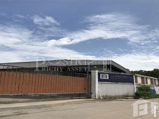 Casa en venta de estudio en Krathum Baen, Samut Sakhon