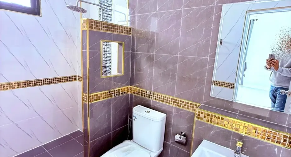 Haus zum Kauf mit 3 Zimmer in Phanat Nikhom, Chonburi
