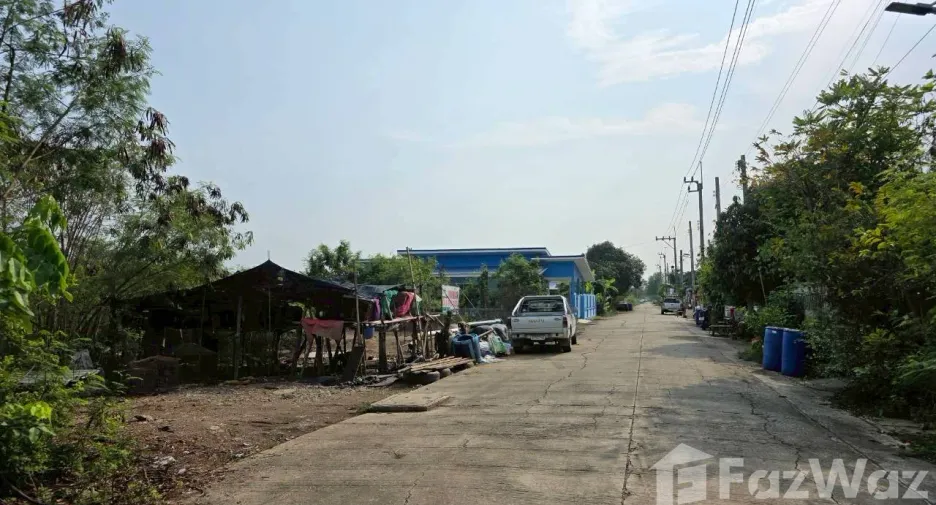 À vendre terrain à Sai Noi, Nonthaburi