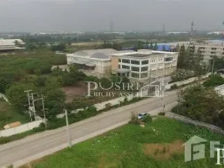Casa en venta de estudio en Krathum Baen, Samut Sakhon