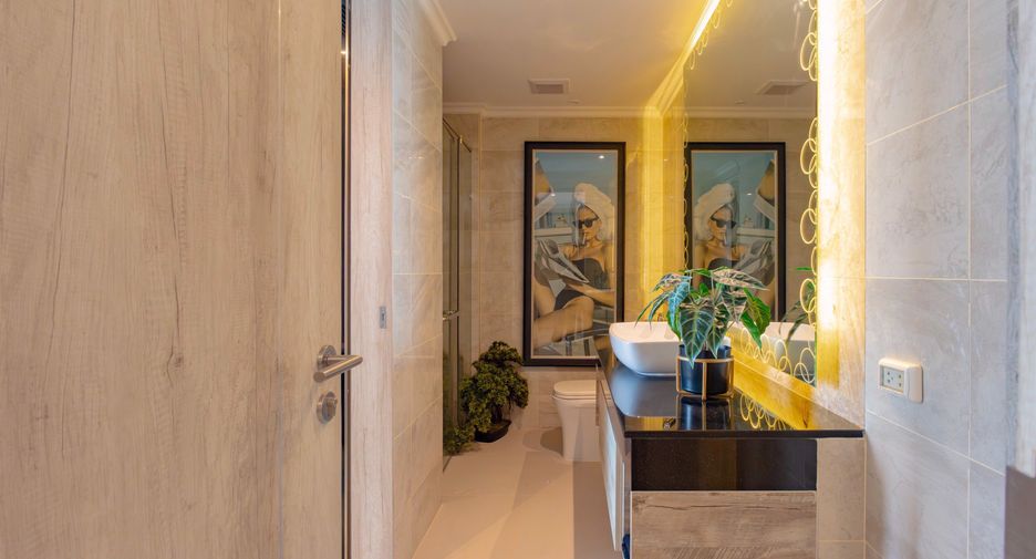 For sale 1 bed condo in Bang Lamung, Chonburi