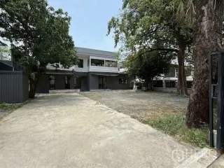 出租 办公室 在 Watthana, 曼谷