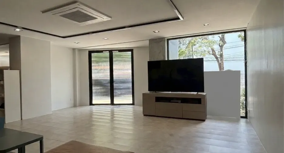 For rent office in Watthana, Bangkok