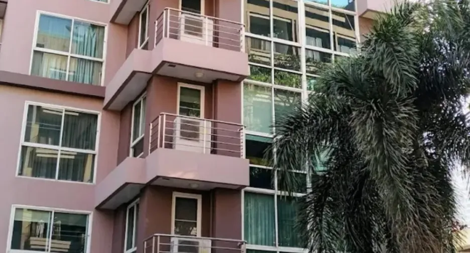 For rent 1 bed condo in Khlong Toei, Bangkok