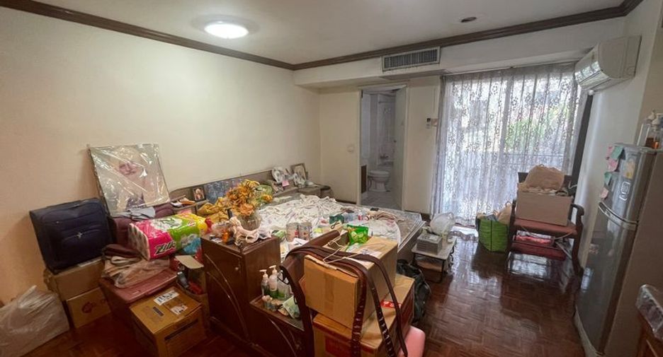 Wohnung zum Kauf mit 3 Zimmer in Watthana, Bangkok