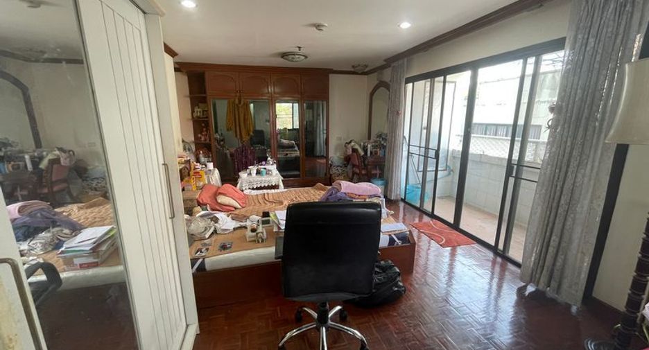 Wohnung zum Kauf mit 3 Zimmer in Watthana, Bangkok