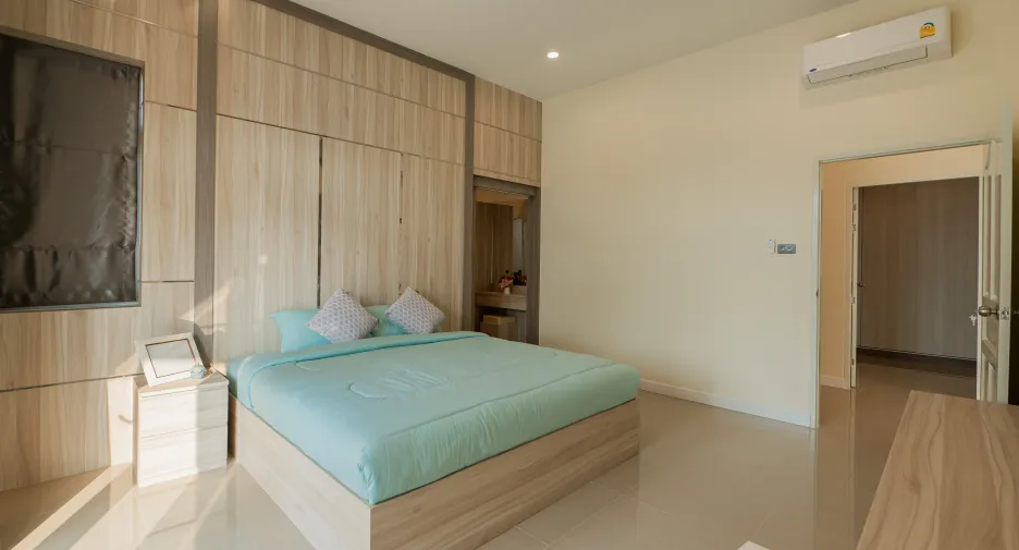 For rent 3 bedrooms villa in Bang Lamung, Chonburi