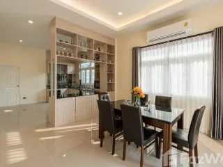 For rent 3 ベッドルーム villa in Bang Lamung, Chonburi