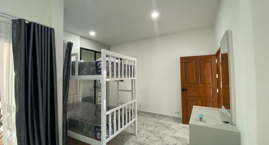 For sale and for rent 4 bedrooms villa in Bang Lamung, Chonburi