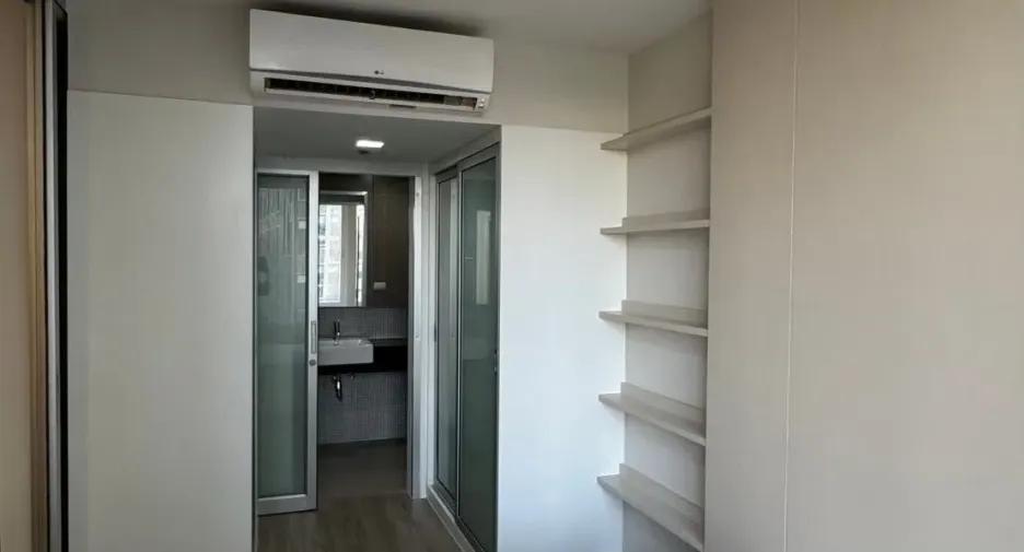 For rent 1 bed condo in Huai Khwang, Bangkok