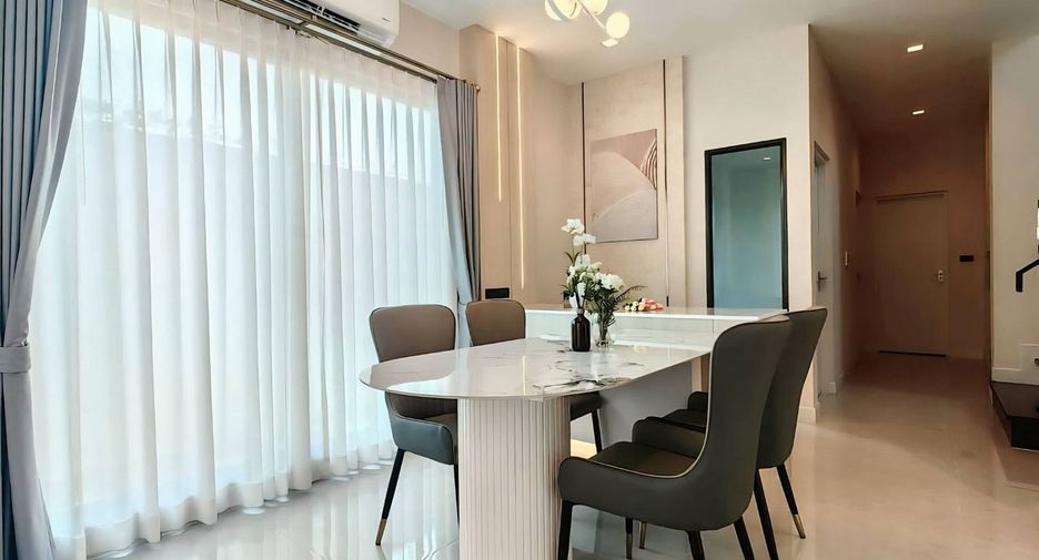 For rent 4 bedrooms house in Prawet, Bangkok