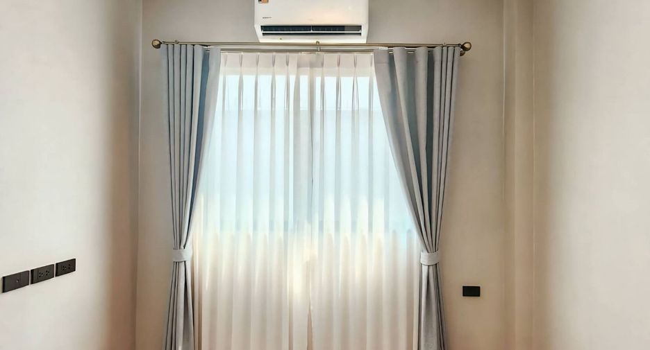 For rent 4 bedrooms house in Prawet, Bangkok