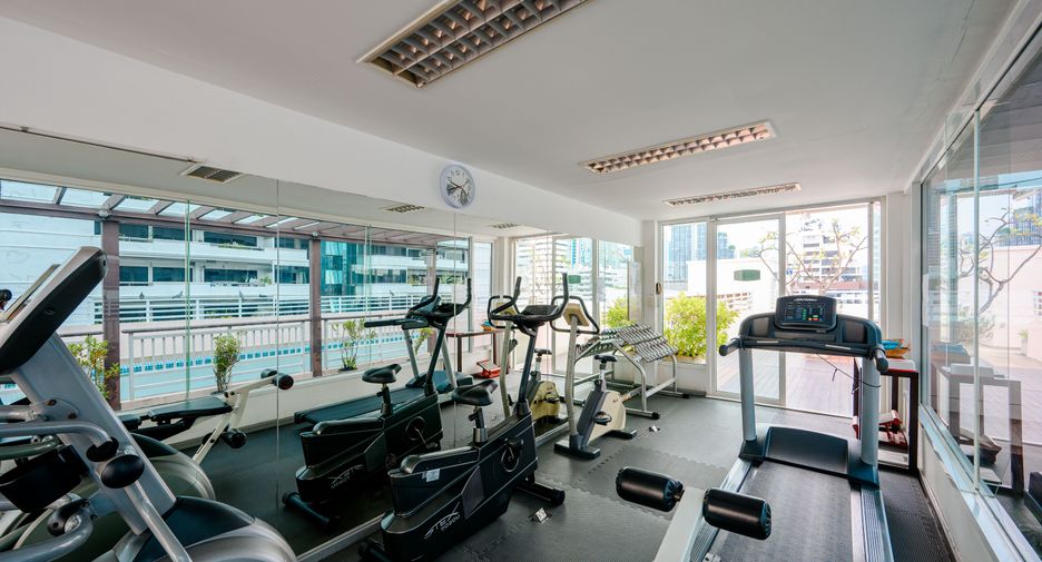 For sale 1 bed condo in Watthana, Bangkok