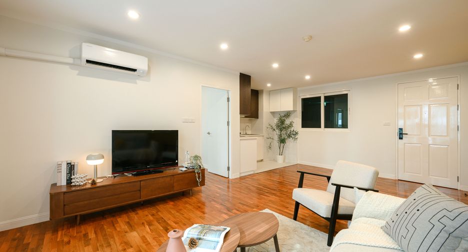 For sale 1 bed condo in Watthana, Bangkok