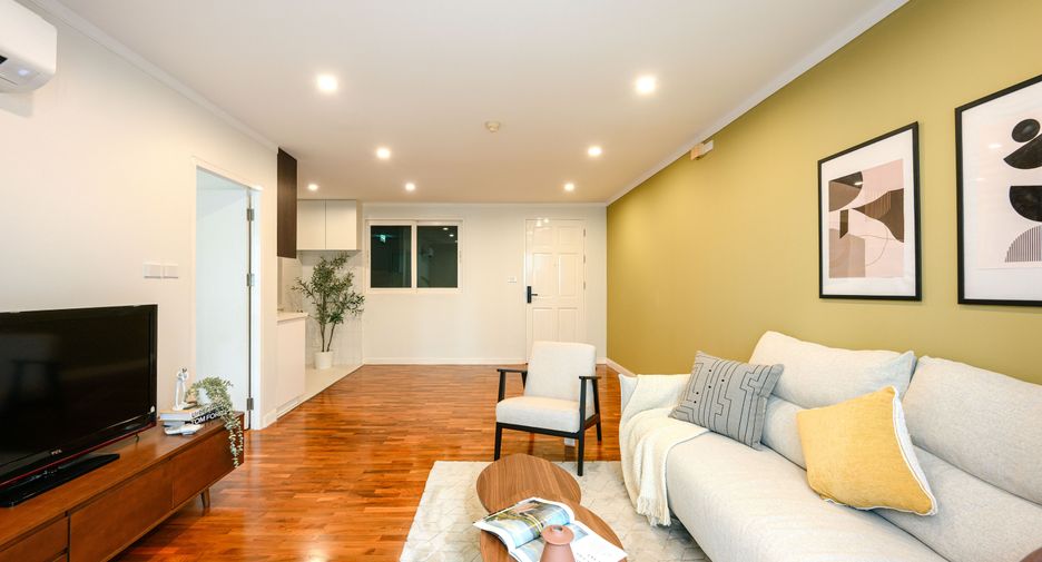 For sale 1 bed condo in Watthana, Bangkok