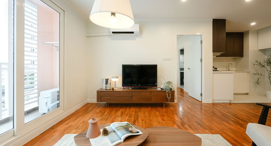 For sale 1 bed condo in Watthana, Bangkok
