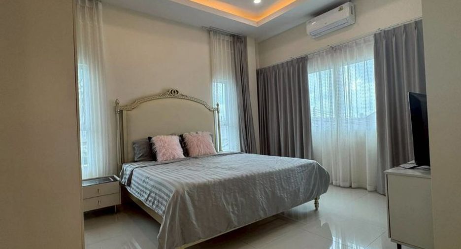 À louer 4 chambres maison à Bang Lamung, Chonburi