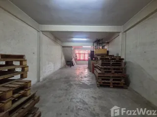 For rent 4 bedrooms retail Space in Samphanthawong, Bangkok