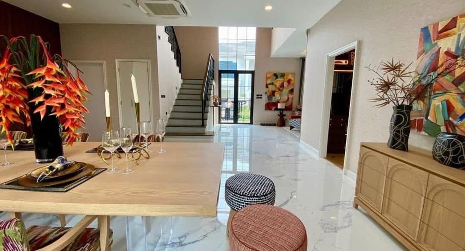 Haus zum Kauf mit 4 Zimmer in Don Mueang, Bangkok