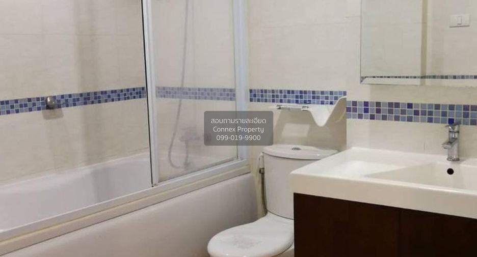 For rent 2 bedrooms condo in Huai Khwang, Bangkok
