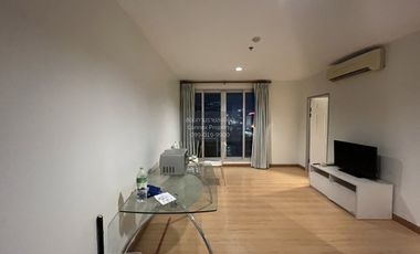 Condo en alquiler de 2 habitaciones en Huai Khwang, Bangkok