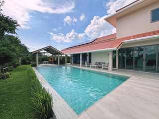 À louer et à vendre 5 chambres maison à Bang Lamung, Chonburi