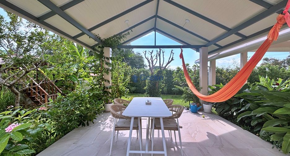 Haus zur Miete und zum Kauf mit 5 Zimmer in Bang Lamung, Chonburi