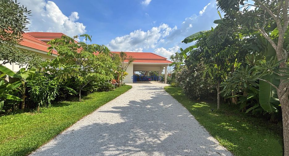 Haus zur Miete und zum Kauf mit 5 Zimmer in Bang Lamung, Chonburi