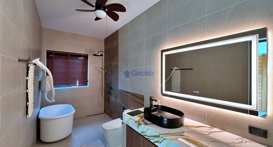 Haus zur Miete und zum Kauf mit 5 Zimmer in Bang Lamung, Chonburi