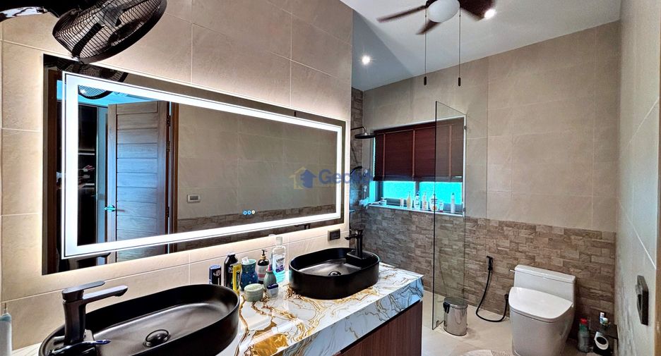 Haus zur Miete und zum Kauf mit 5 Zimmer in Bang Lamung, Chonburi
