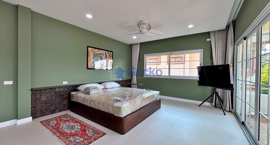 For sale 5 bedrooms house in Bang Lamung, Chonburi