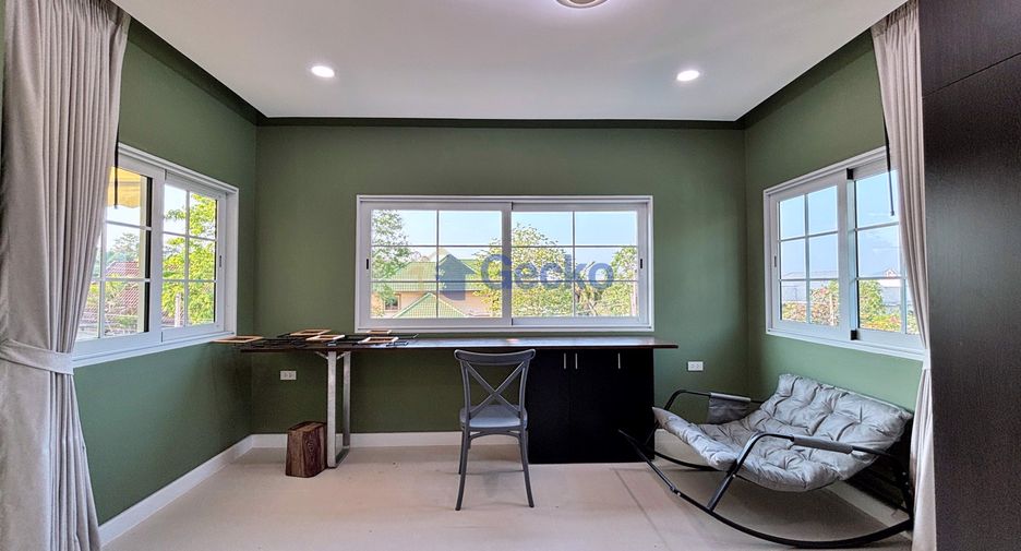 For sale 5 bedrooms house in Bang Lamung, Chonburi