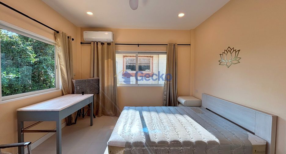 For sale 5 bedrooms house in Bang Lamung, Chonburi