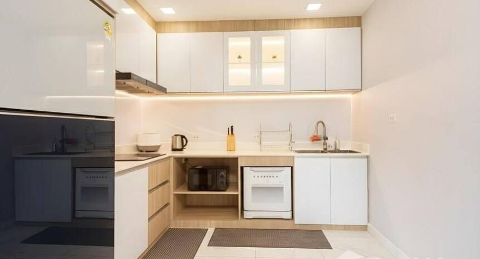 Haus zur Miete mit 3 Zimmer in Huai Khwang, Bangkok