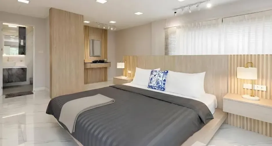 Haus zur Miete mit 3 Zimmer in Huai Khwang, Bangkok