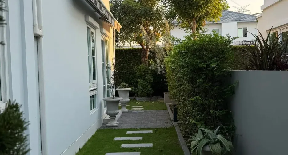 For rent 2 bedrooms house in Prawet, Bangkok