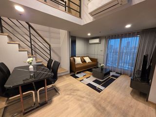 For rent 2 bedrooms condo in Bang Rak, Bangkok