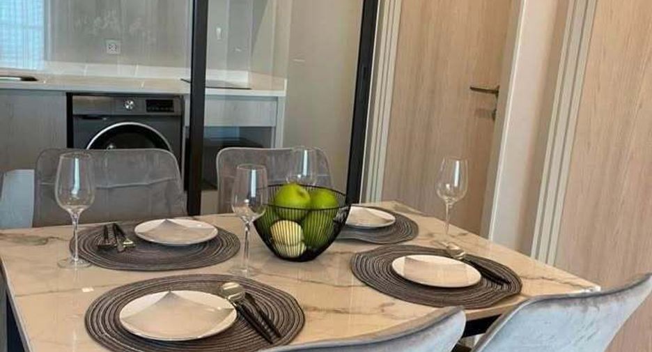 Wohnung zur Miete mit 2 Zimmer in Pathum Wan, Bangkok