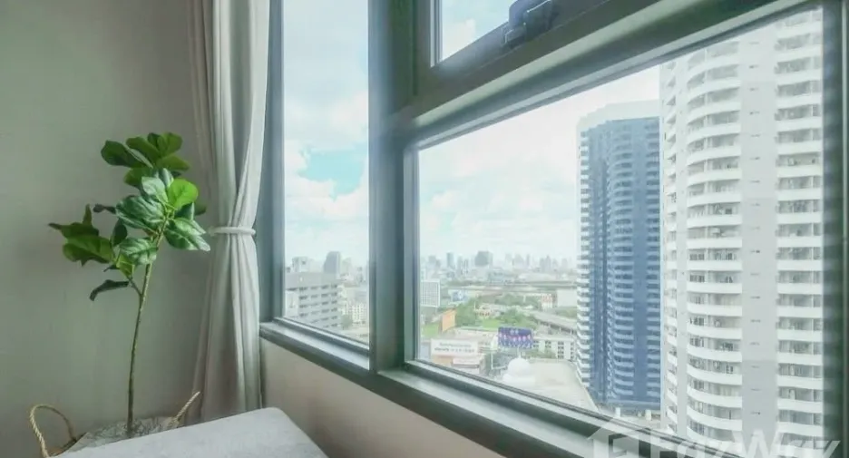 For rent 1 bed condo in Pathum Wan, Bangkok